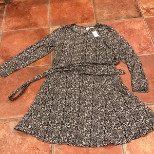 Gap black and white pattern dress